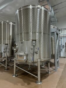 2000 gallon custom stainless cellar tanks